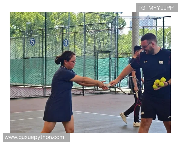 西安网球队的团队协作之道：凝聚力与默契的完美结合